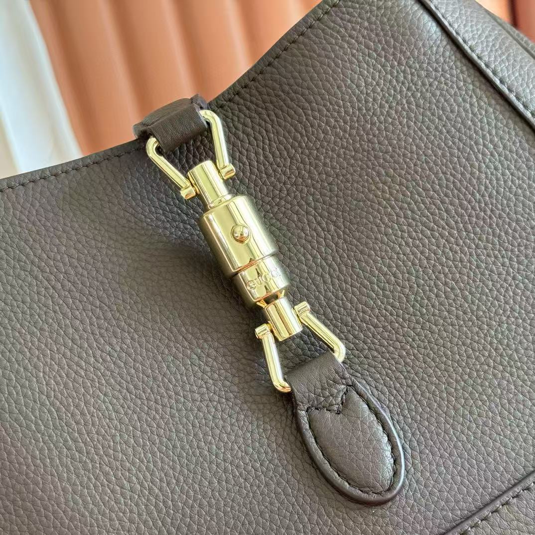 G*cci 25 Jackie Bag Dark Brown Grain Leather