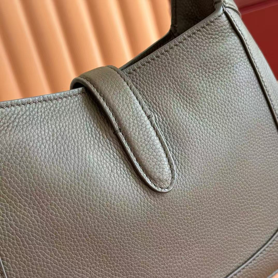 G*cci 25 Jackie Bag Dark Brown Grain Leather