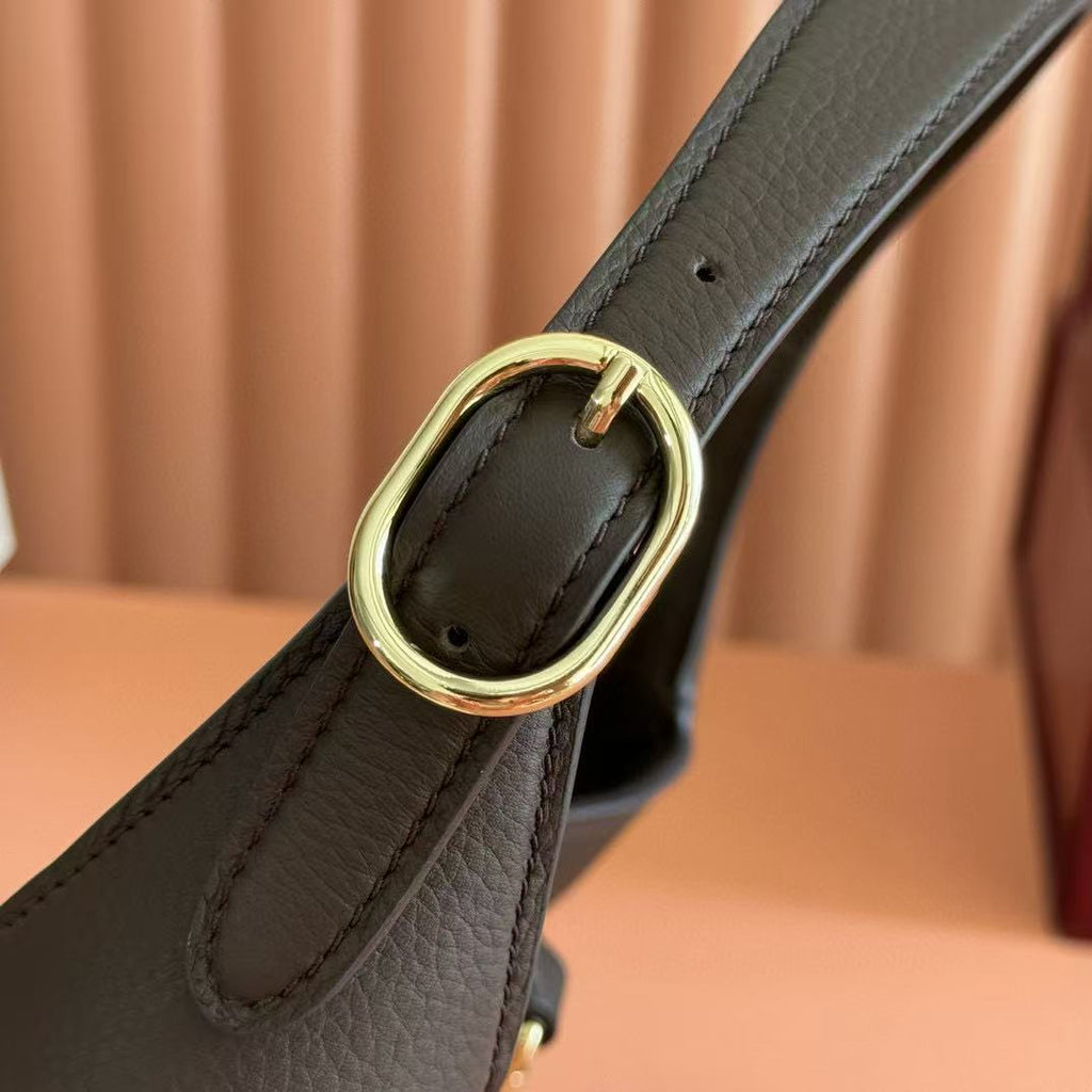 G*cci 25 Jackie Bag Dark Brown Grain Leather