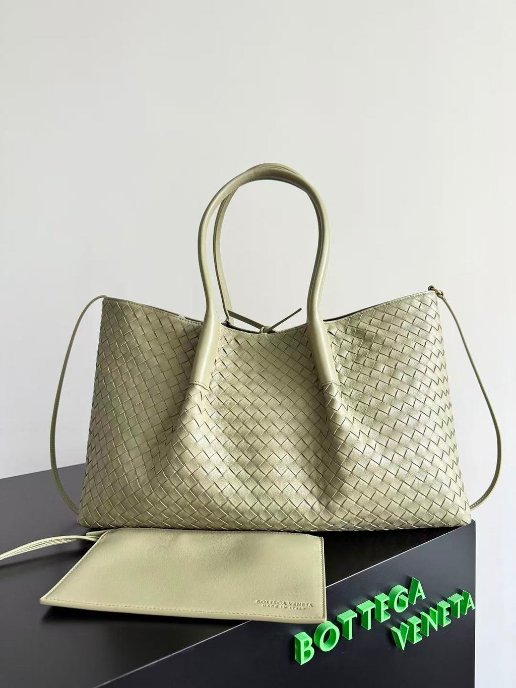 B*V Reversible Tote Bag Intreccio Calfskin Suede
