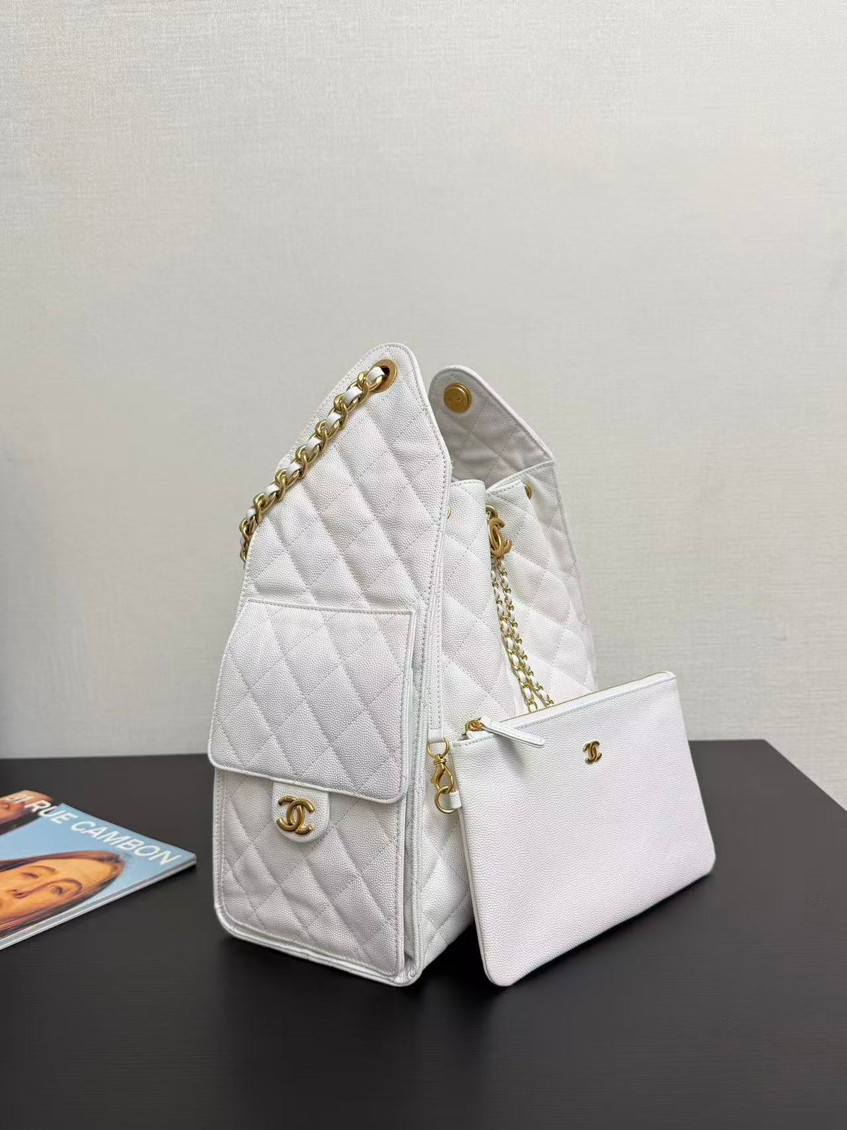 Ch*nel 2025 Hobo Bag 40cm White Grained Calfskin