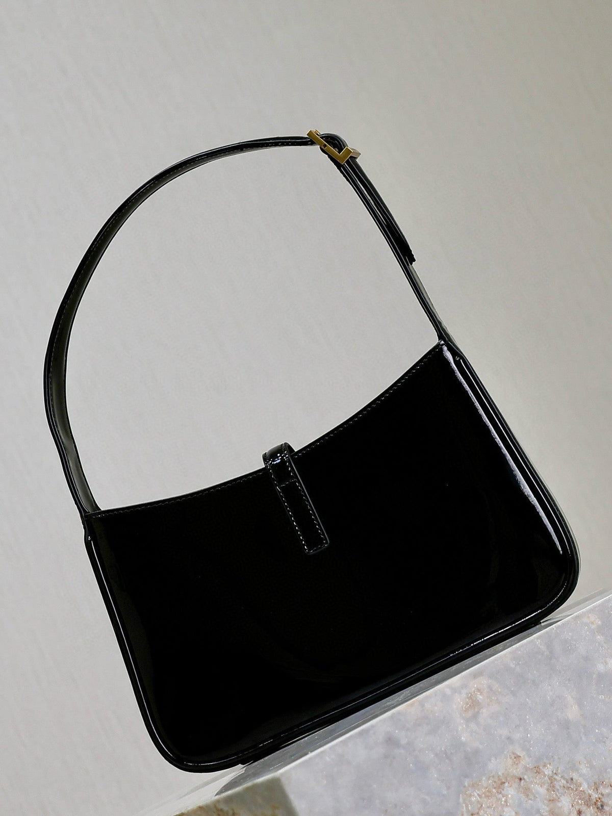 Y*S*L 2025 Le5A7 Bag 25cm Black Gold Patent Leather