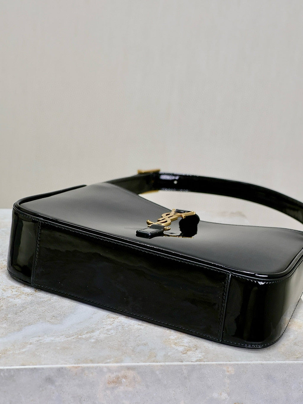 Y*S*L 2025 Le5A7 Bag 25cm Black Gold Patent Leather