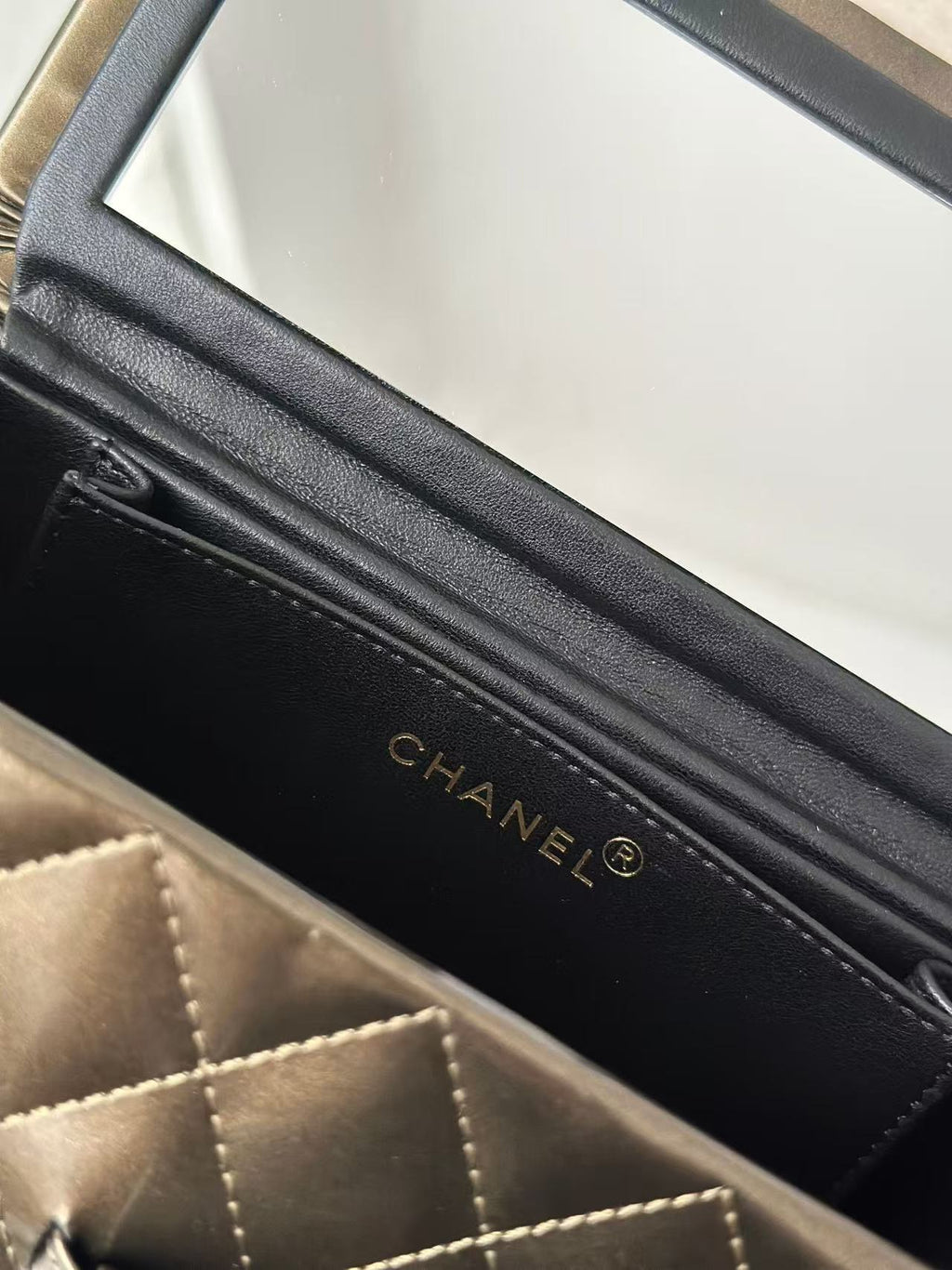 Ch*nel 2025 Vanity Bag Leather