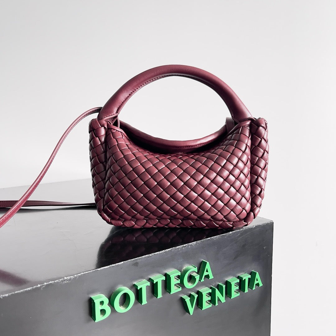 B*V 2025 Cobble Bag 23cm Barolo Lambskin