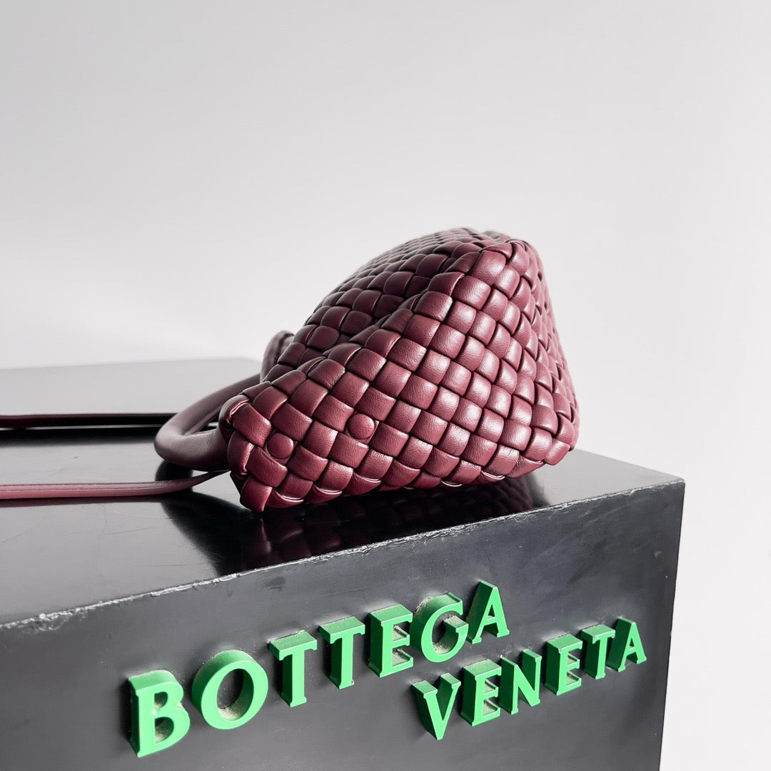 B*V 2025 Cobble Bag 23cm Barolo Lambskin