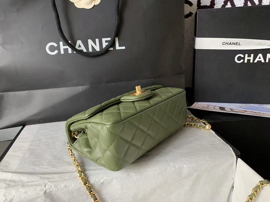 Ch*nel 25 Pearl Crush Square Flap Bag 20cm Dark Green Lambskin
