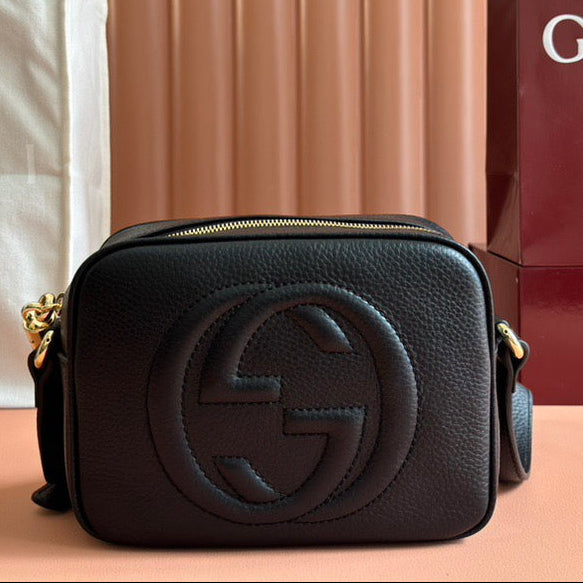G*cci 2025 Soho Disco Bag 22cm Black Grained Leather