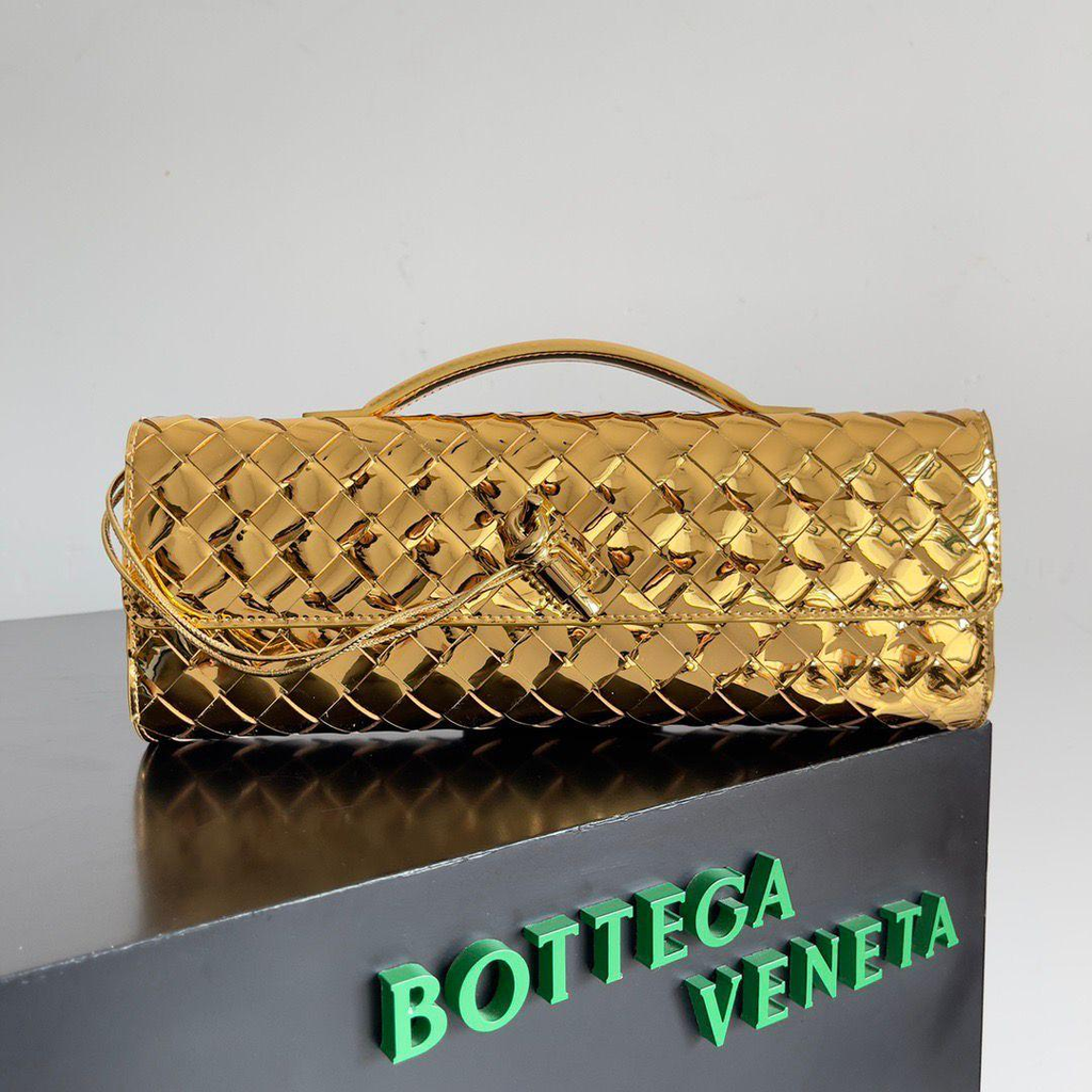 B*V Long Clutch Andiamo With Handle 31cm Golden Metalic Calfskin