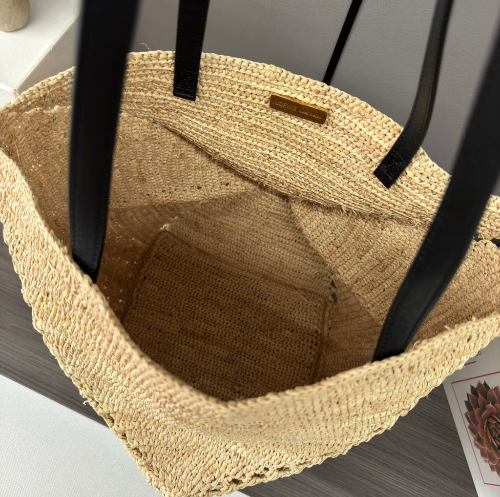 L*E 31 Medium Puzzle Fold Tote Beige in Raffia