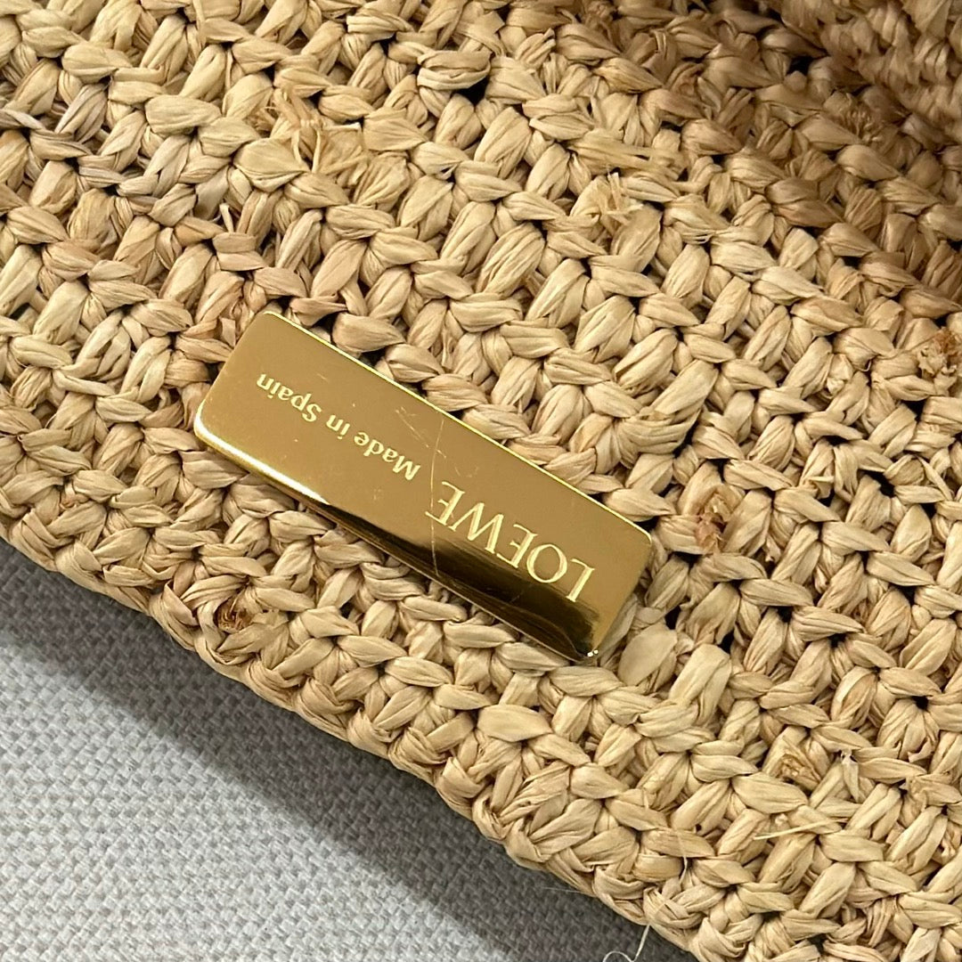 L*E 31 Medium Puzzle Fold Tote Beige in Raffia