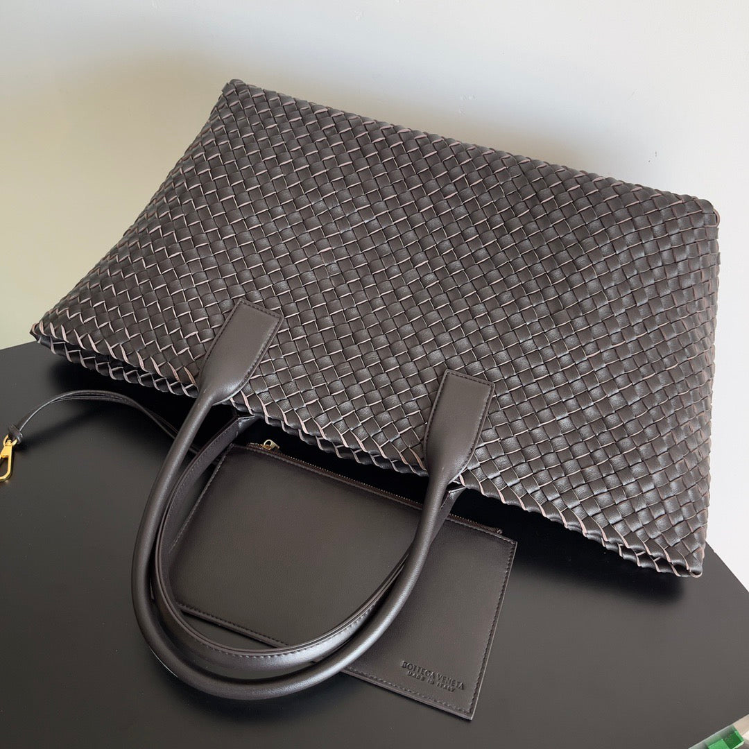 B*V 2026 Cabat Tote Bag Intreccio Leather