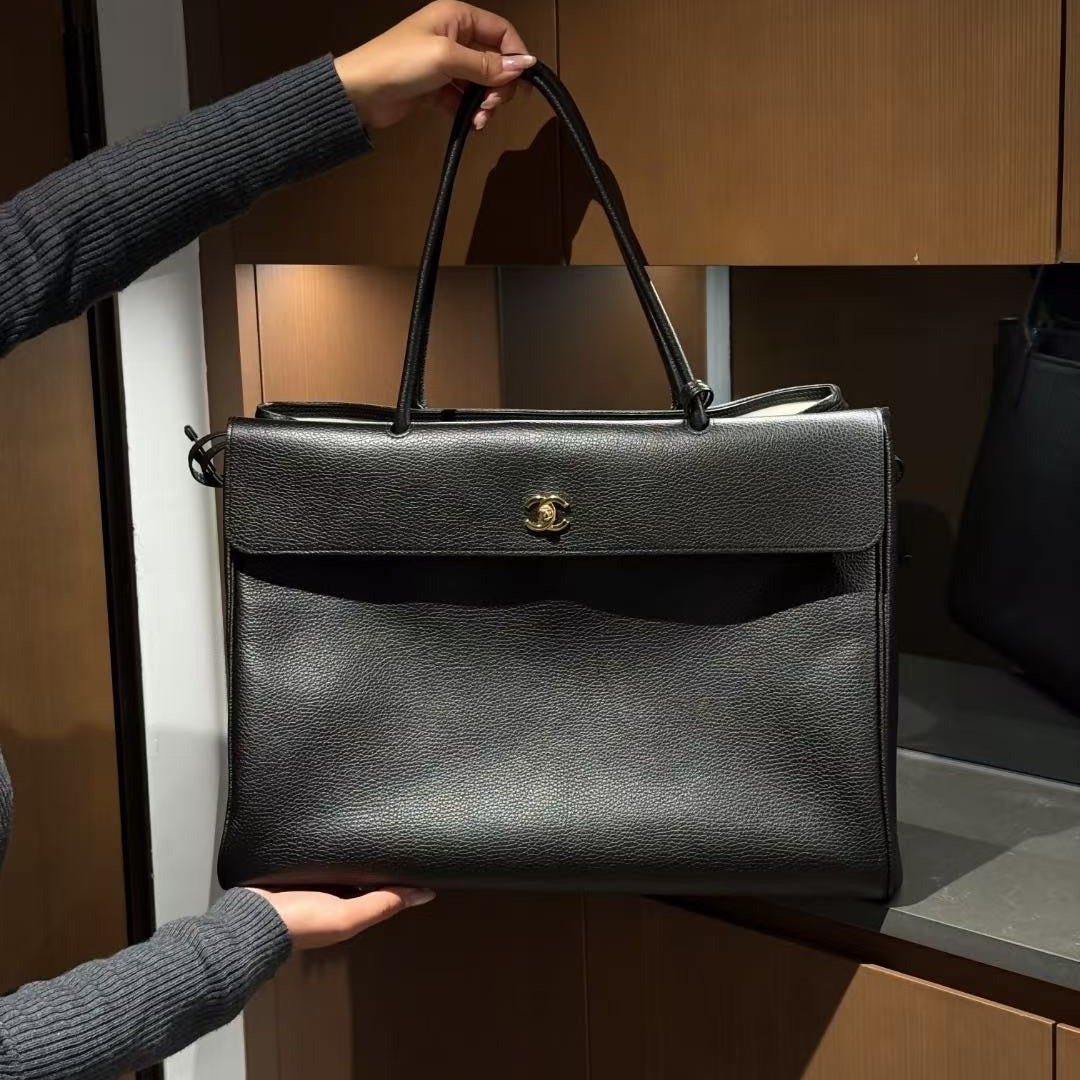 C*C 2026 Large Shopping Bag 42cm Black Grain Calfskin