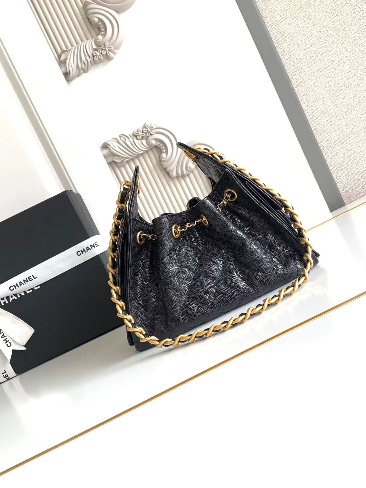 Ch*nel 25 Hobo Bag 22cm Black Calfskin GHW