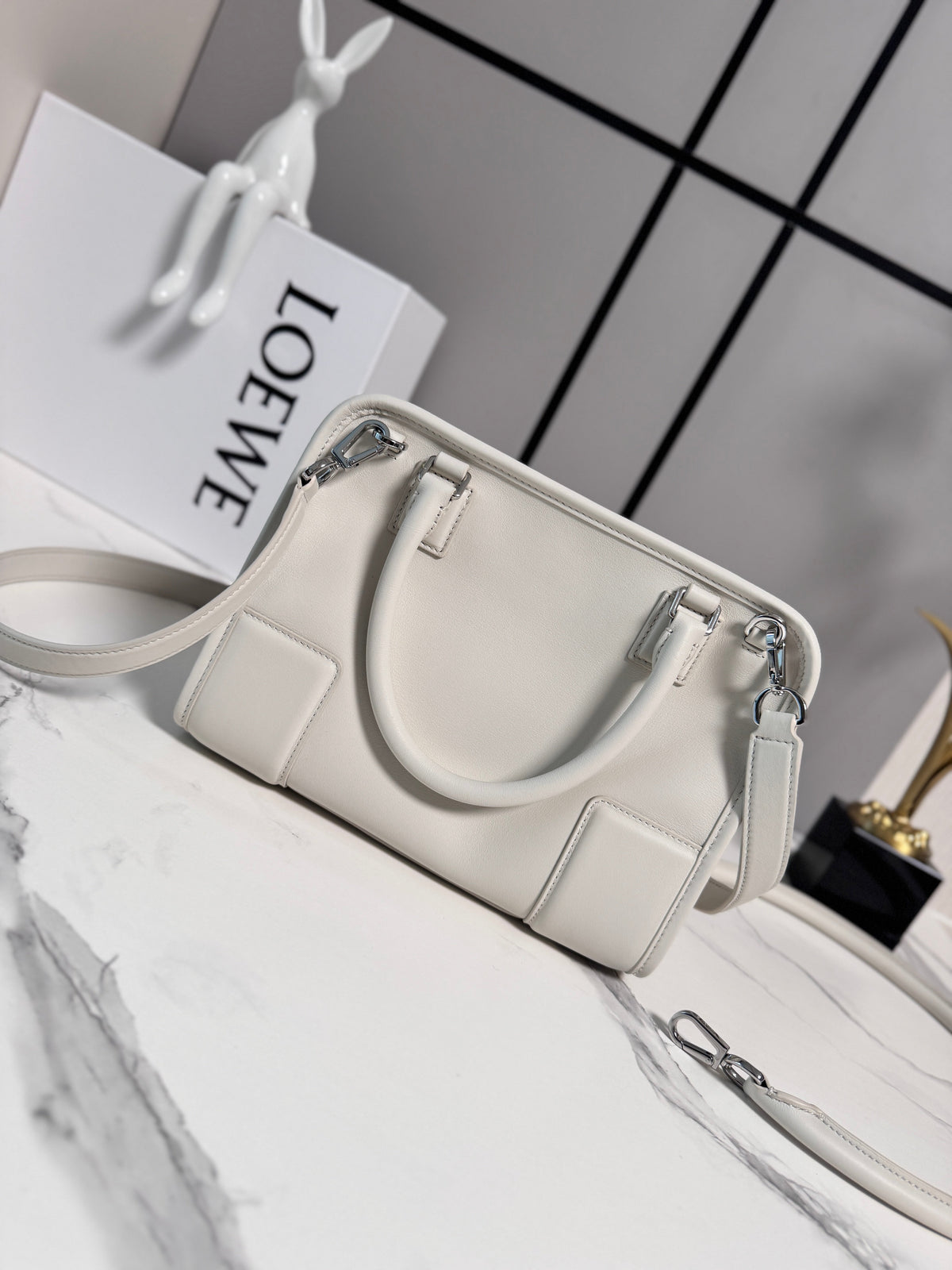 L*ewe Amazona 180 Bag Soft Calfskin