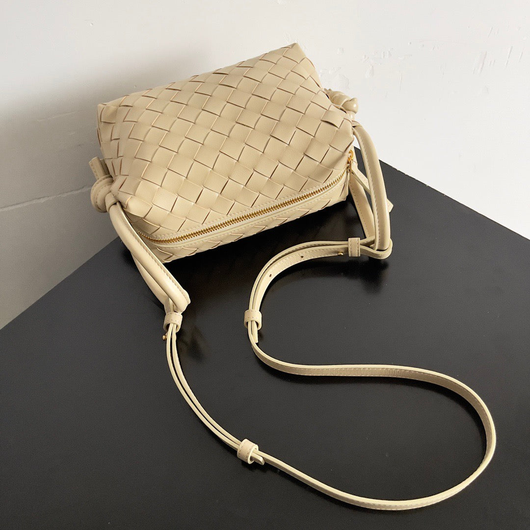 B*ttega V*neta 2026 Mini Loop Camera Bag Beige Woven Lambskin Leather