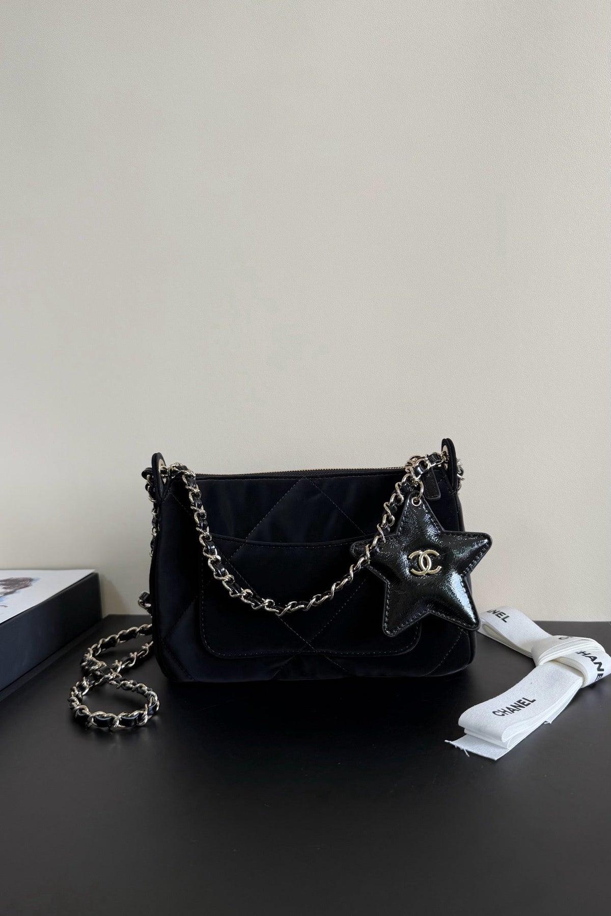 C*C 25/56 Small Zipped Case Black Velvet GHW