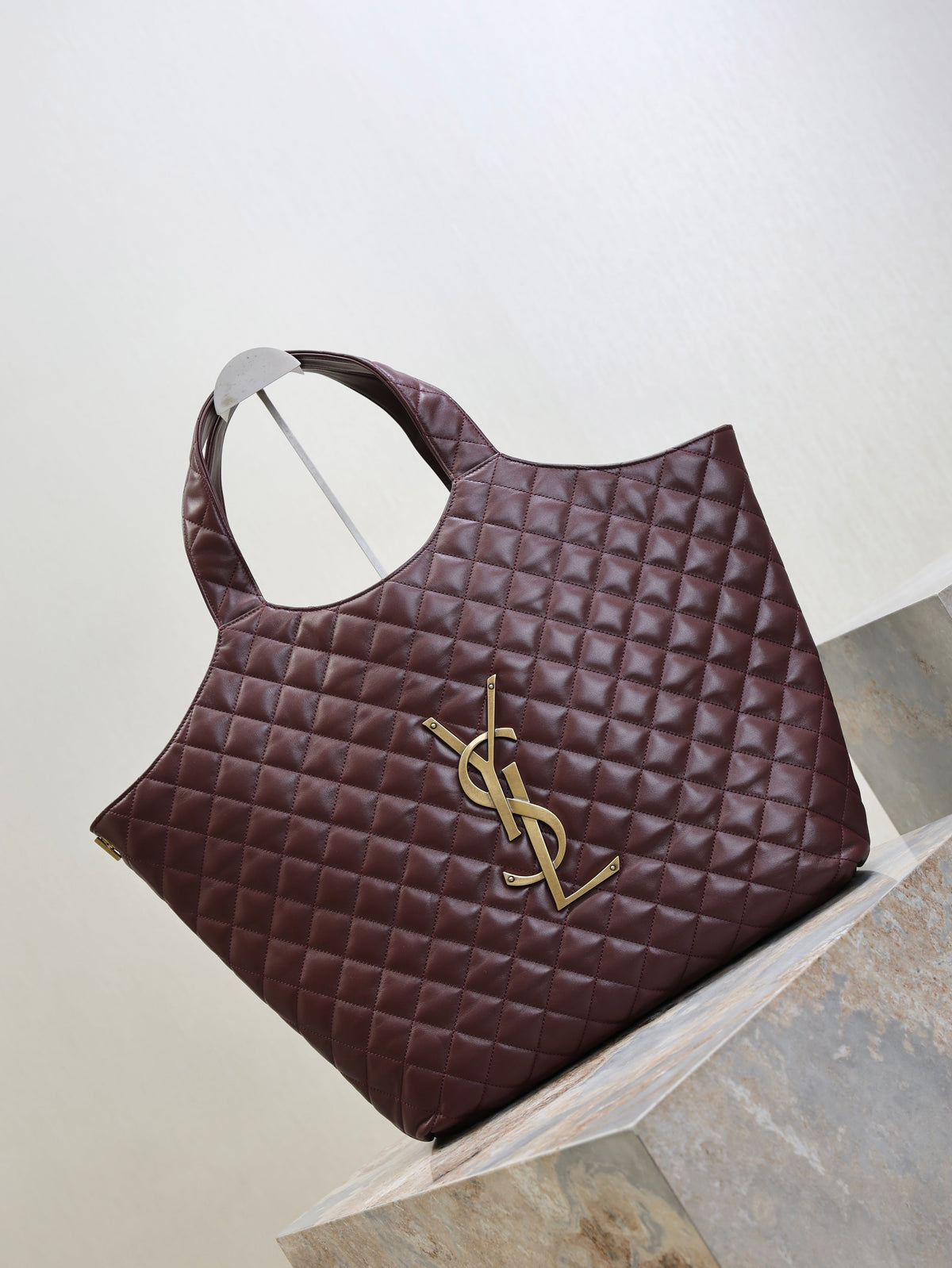 Y*S*L ICARE MAXI SHOPPING BAG 58 CM BURGUNDY SHEEPSKIN