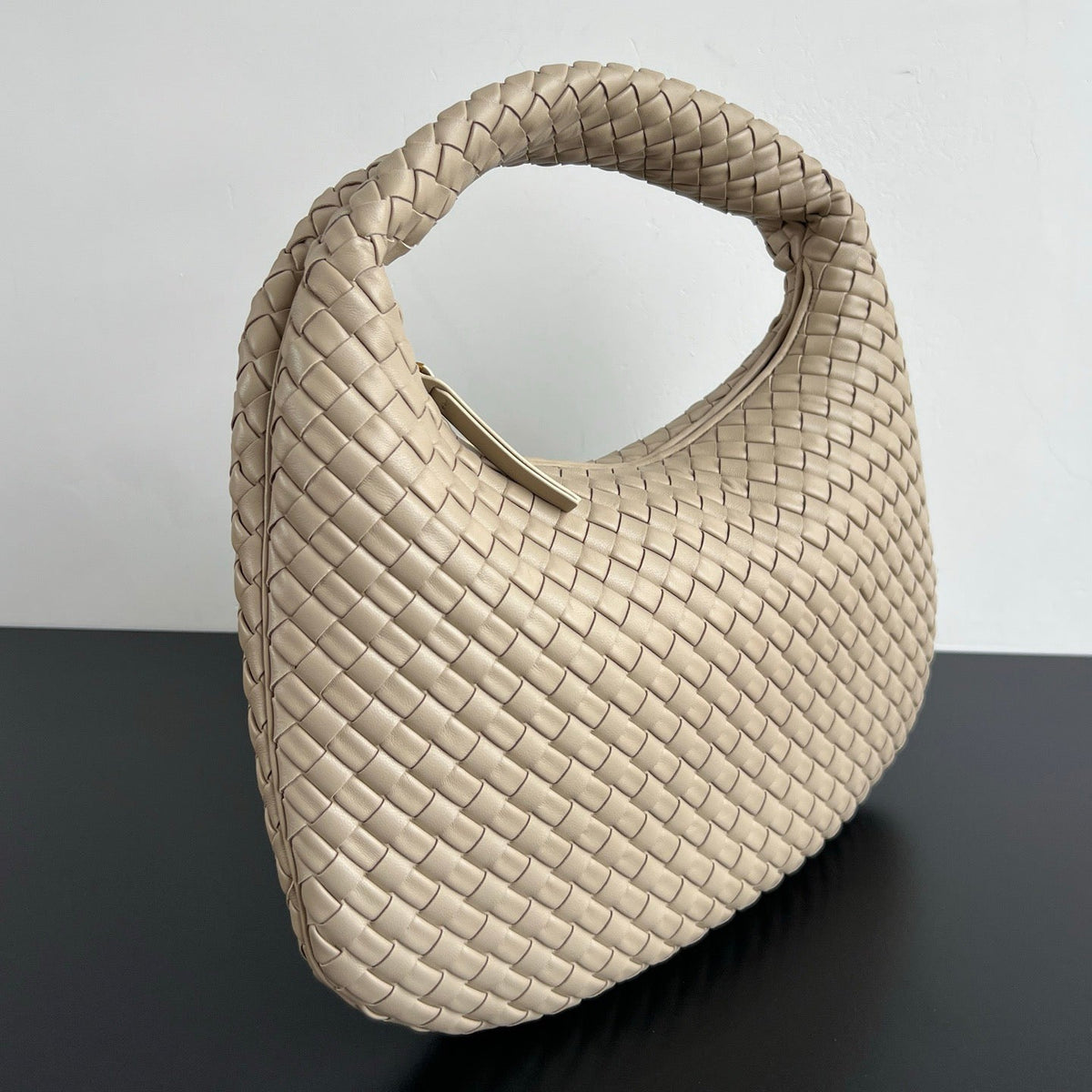 B*V Bag 44cm Beige Intrecciato Nappa Leather
