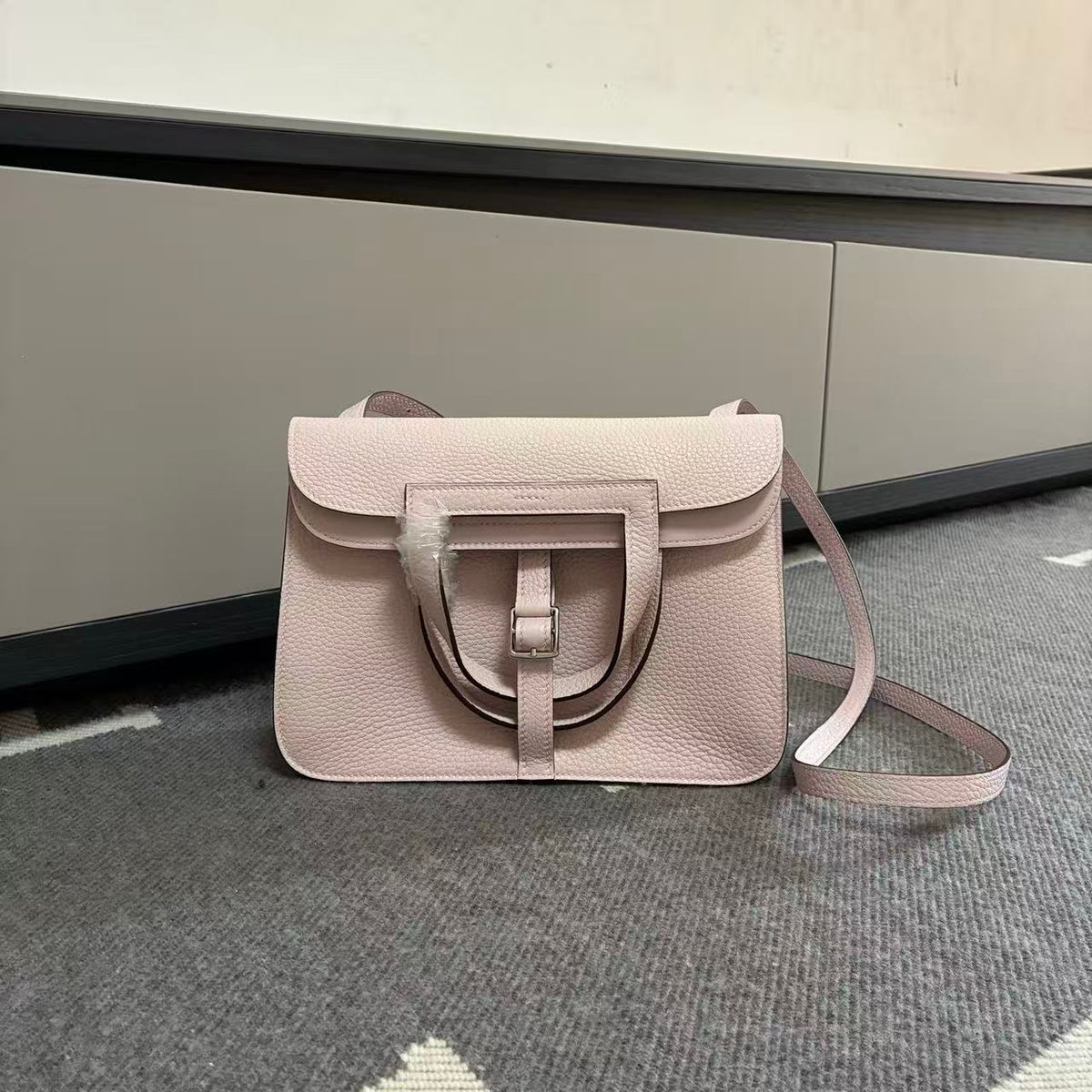 H*M Halzan 25 Bag Muted Pink Taurillon Leather