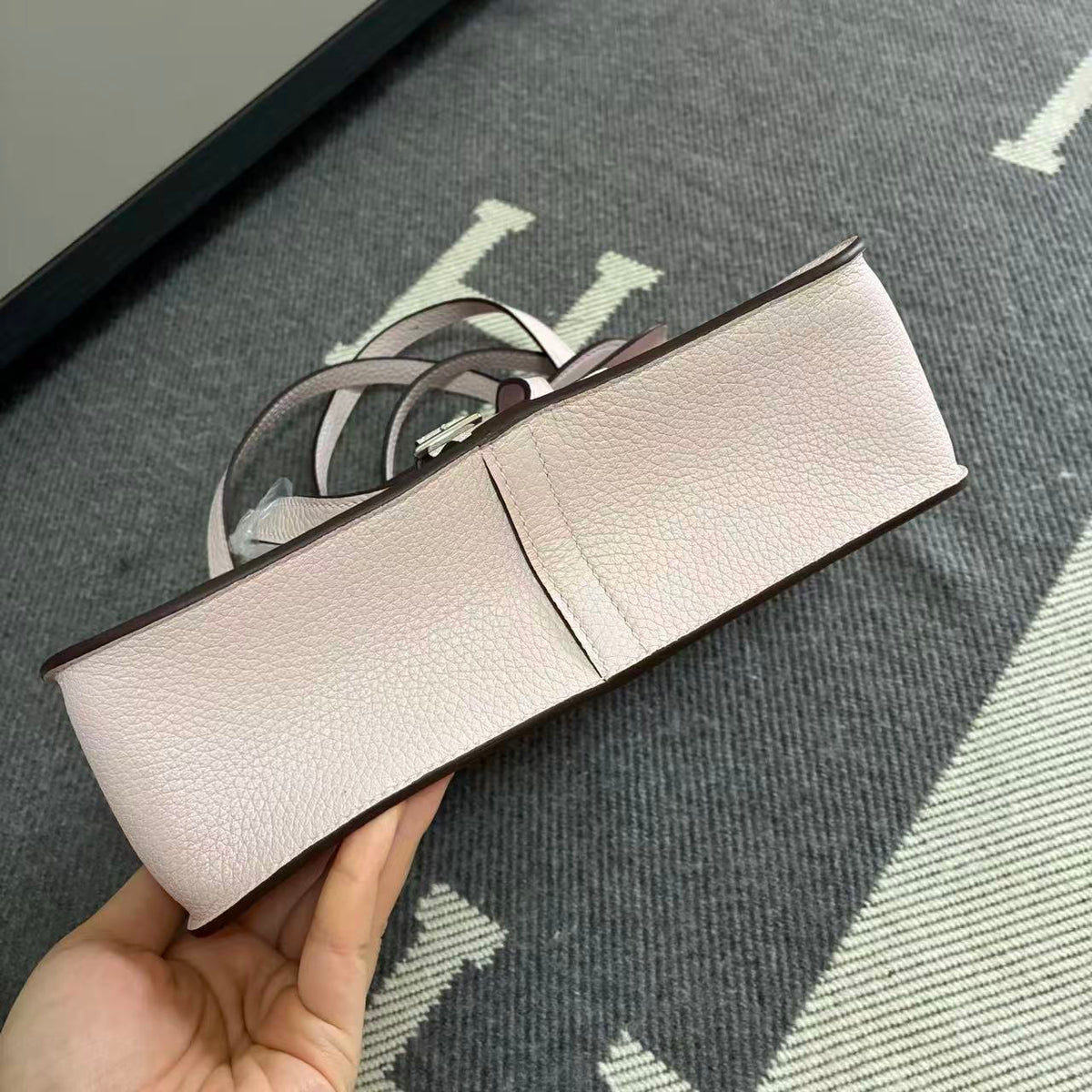 H*M Halzan 25 Bag Muted Pink Taurillon Leather