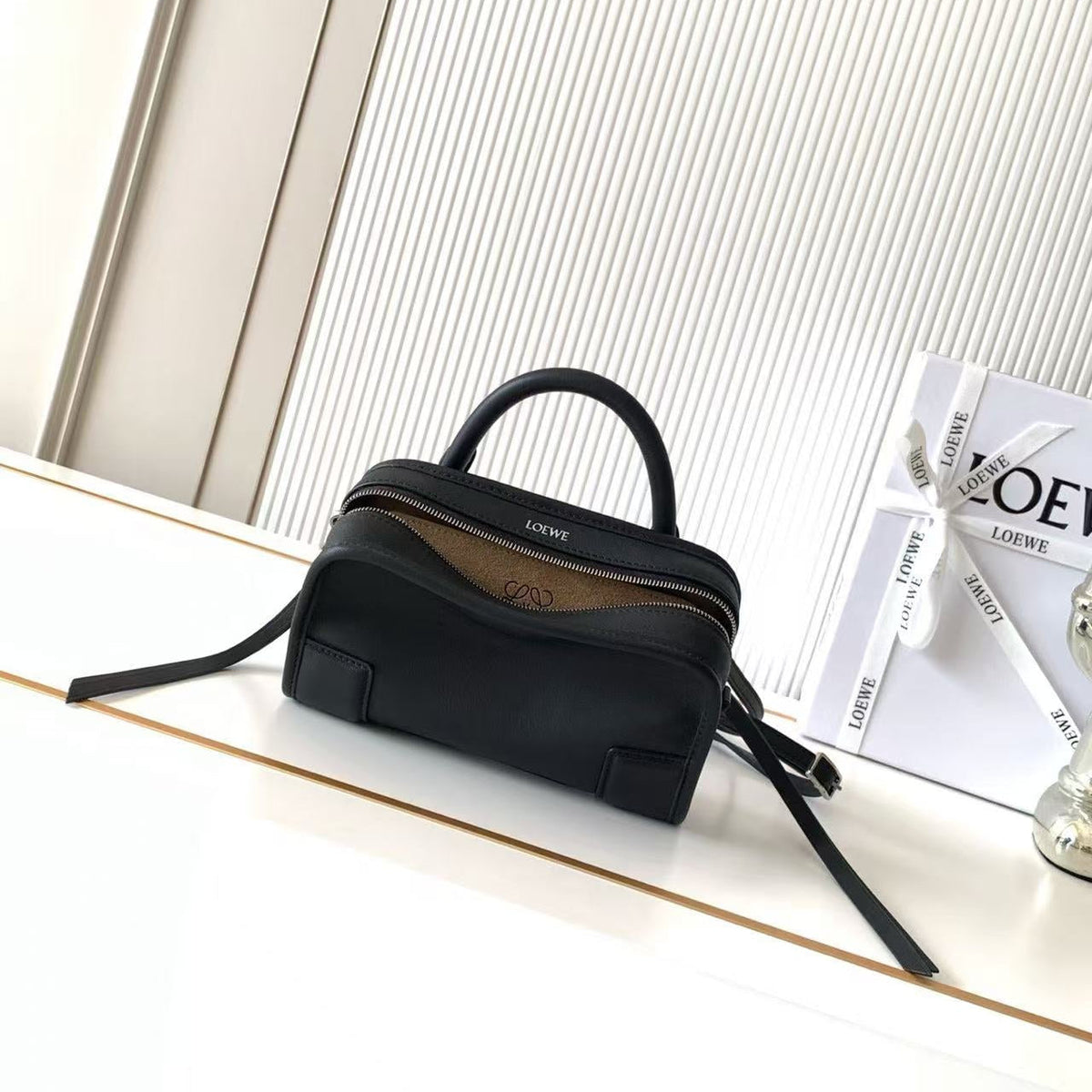 L*ew 2026 Amazona 180 Bag Soft Calfskin