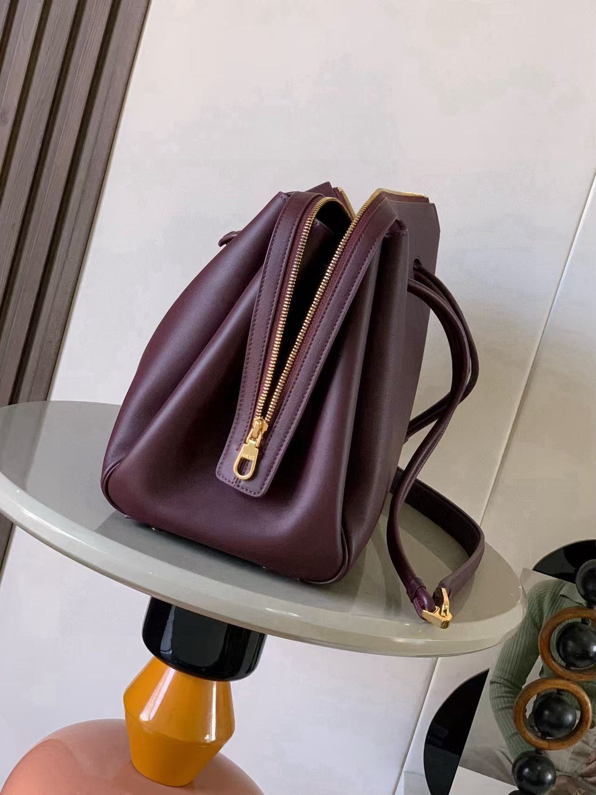 L*E Madrid Bag Cowhide
