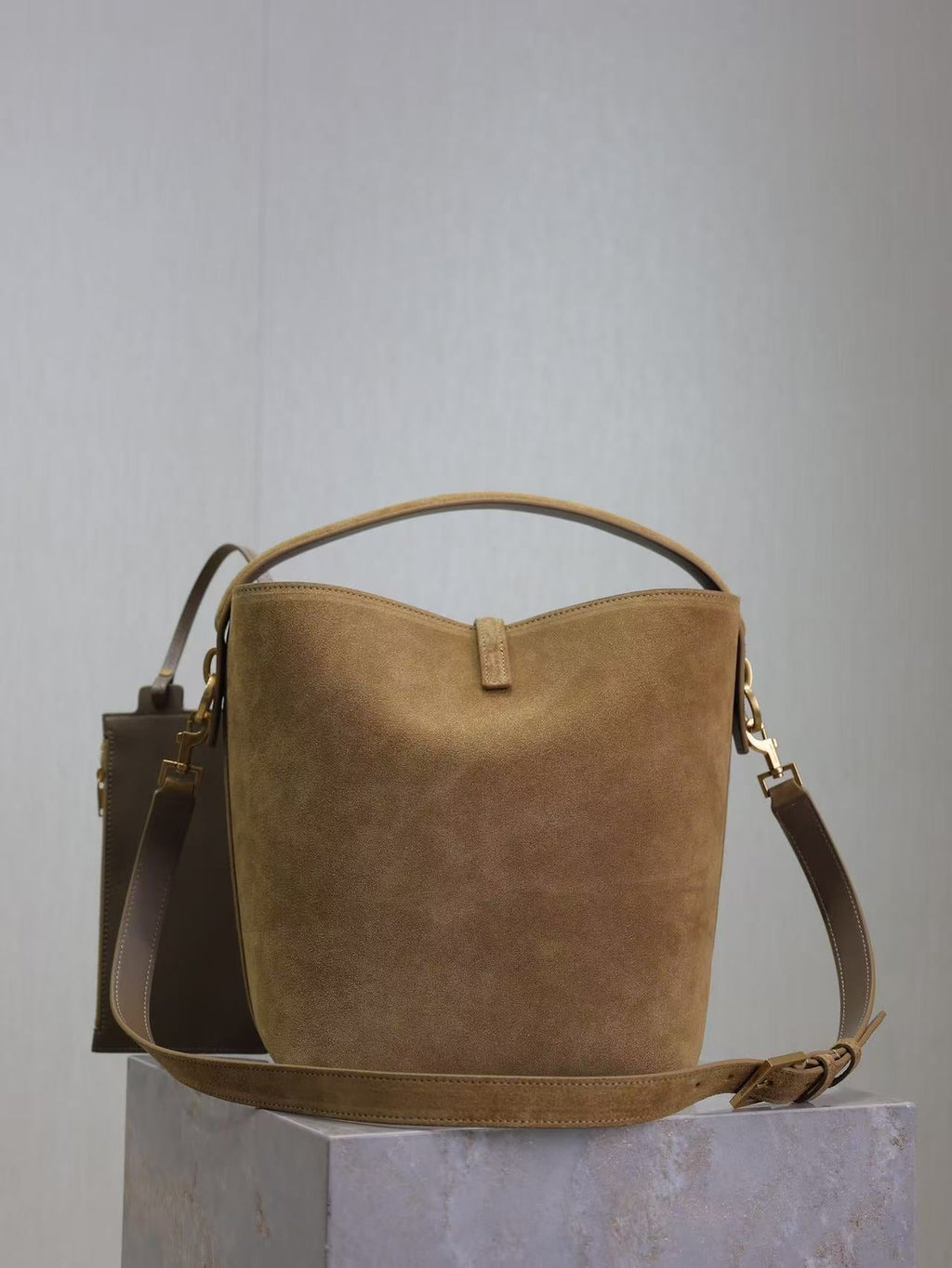 Y*S*L 26s Le 37 Bucket Bag 26cm Golden Leaf Suede
