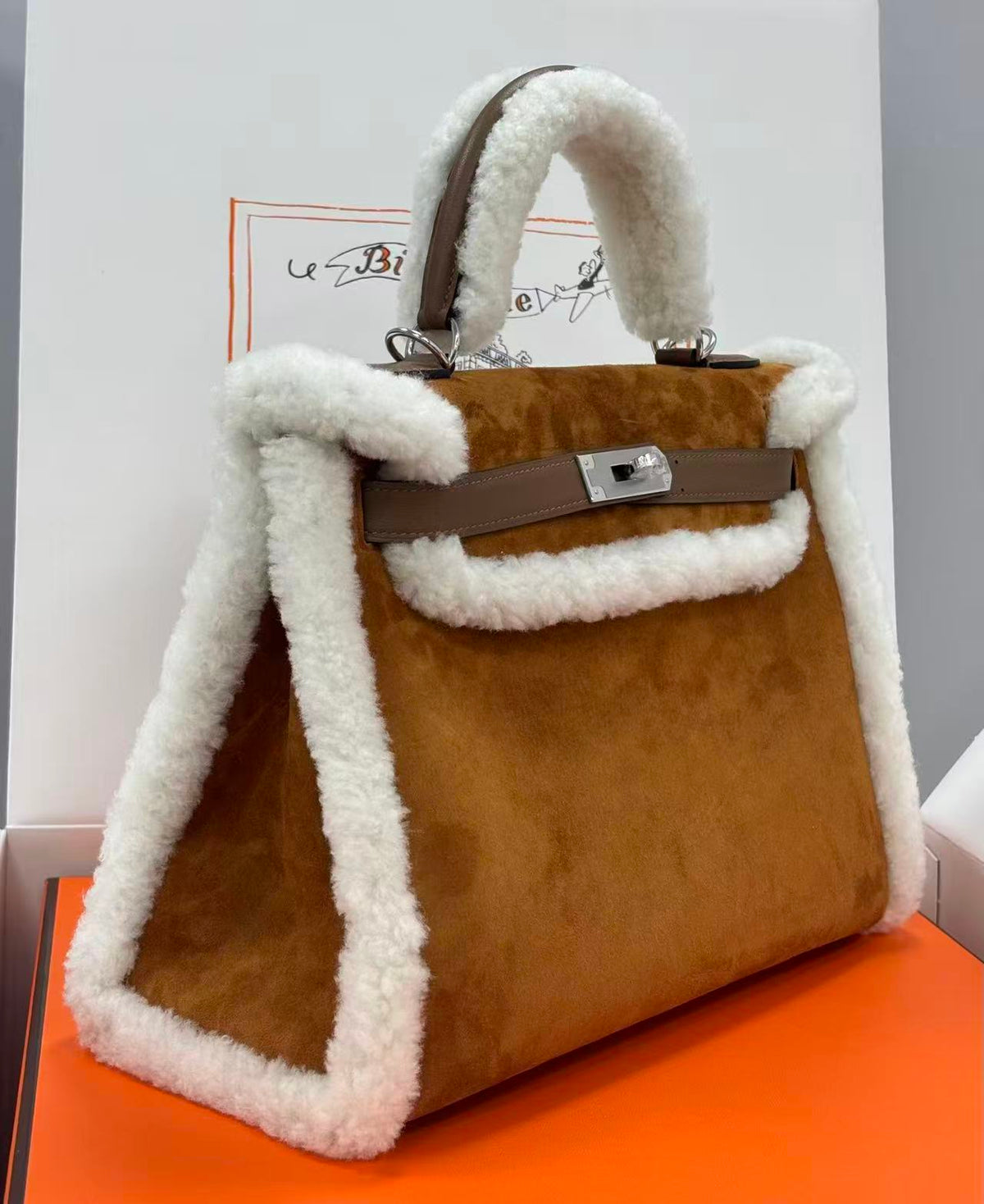 H*M Kelly Teddy Shearling 28cm Brown Suede Silver Hardware
