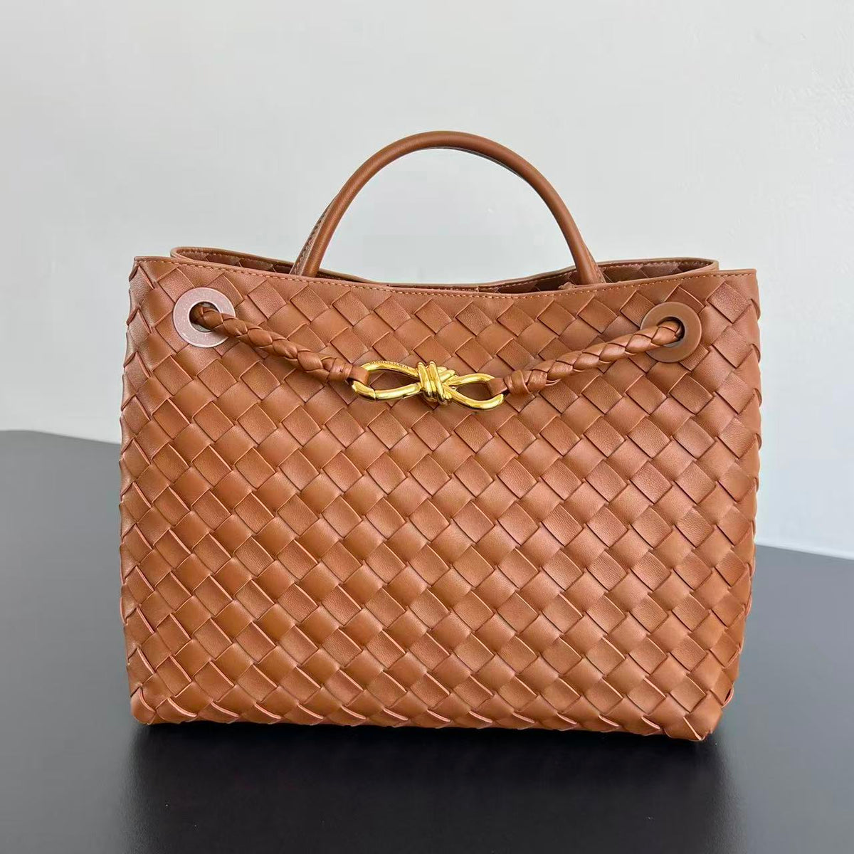 B*V ANDIAMO LAMBSKIN