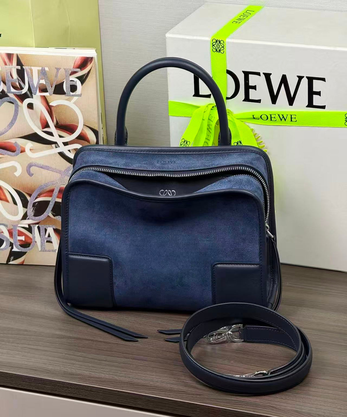 L*ewe Amazona 180 Bag 24.5cm Dark Blue Calfskin Suede