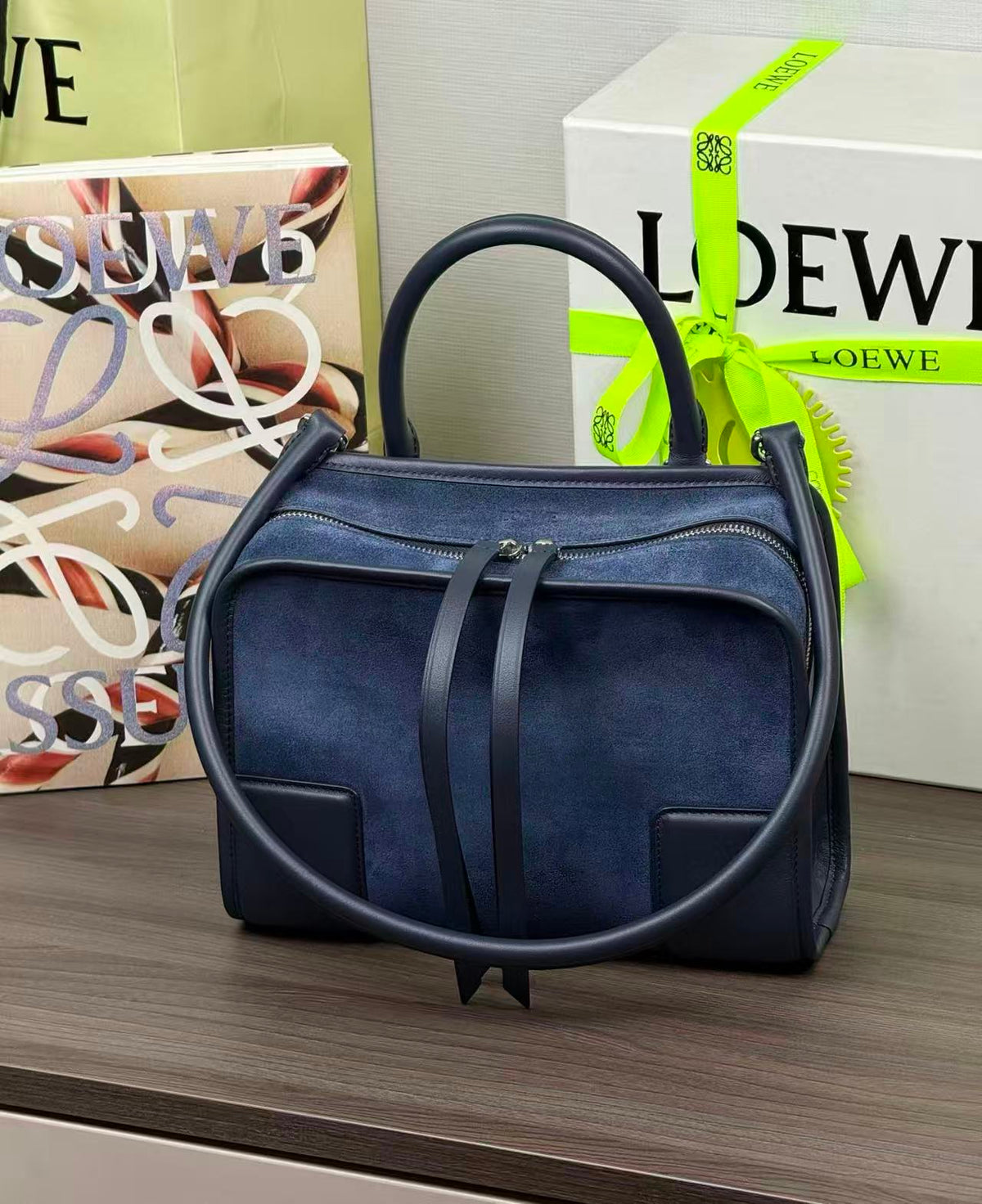 L*ewe Amazona 180 Bag 24.5cm Dark Blue Calfskin Suede