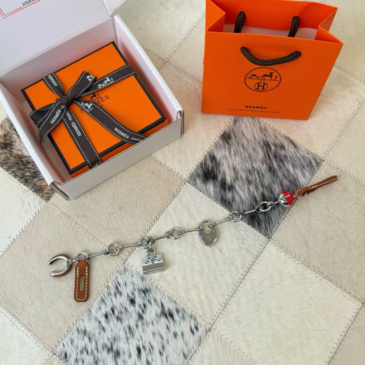 H*M Bijou De Sac Charm