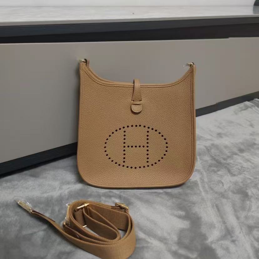 H*M Evelyne III 23cm Brown Togo Gold Hardware