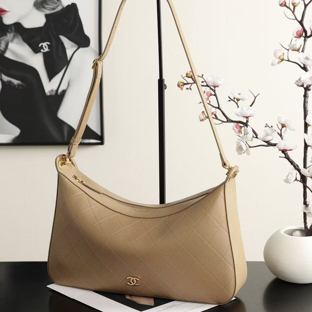 C*C 26FW Hobo Bag Grained Calfskin