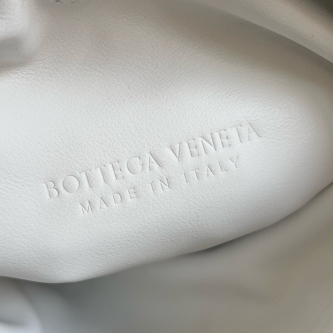 B*V Mini Hop White Calfskin