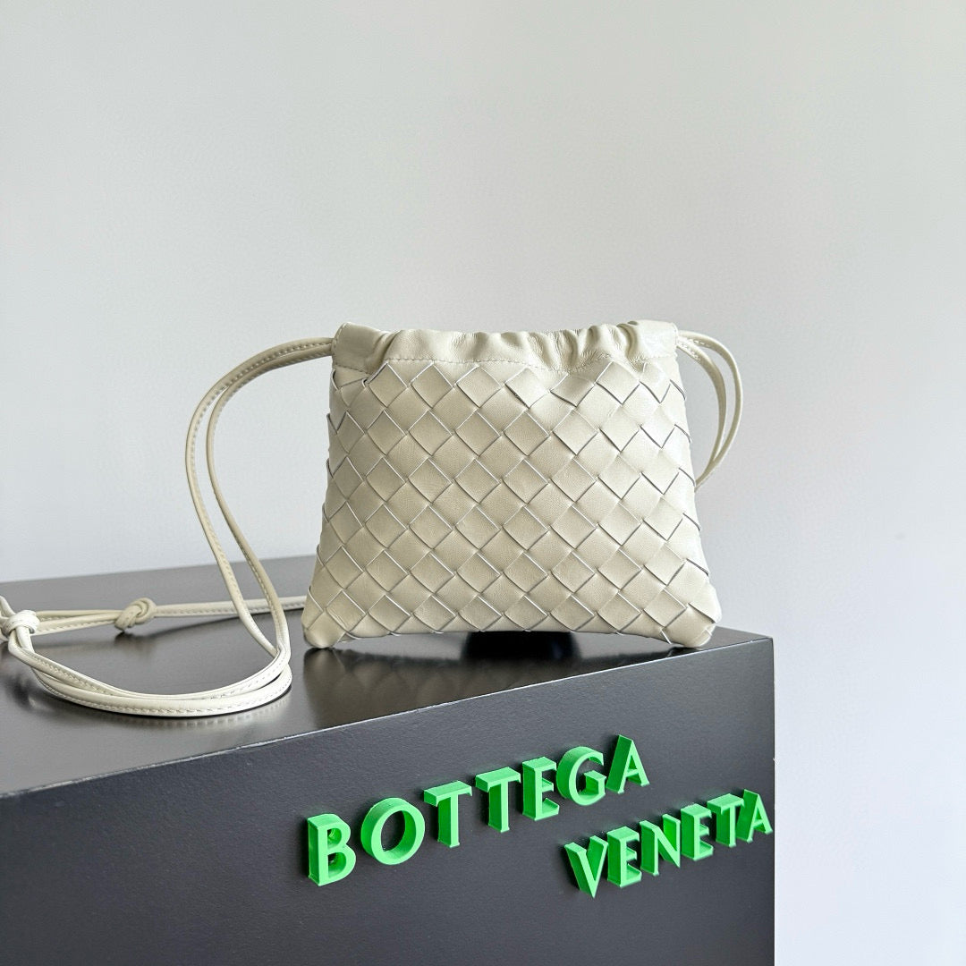 B*V Small Dustbag Ivory Calfskin