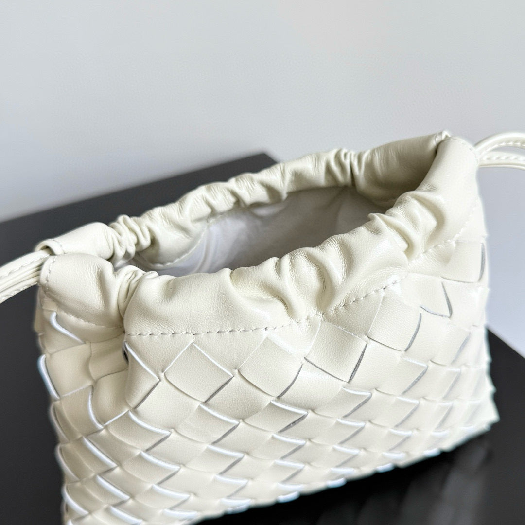 B*V Small Dustbag Ivory Calfskin