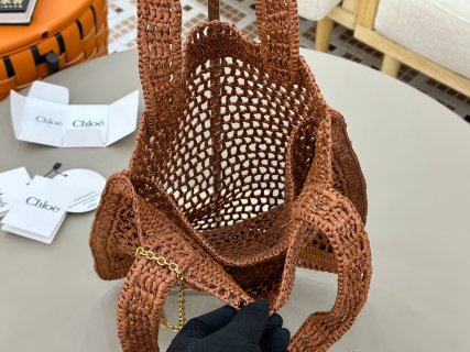 Chl*e Summer Banana Bag Summery Raffia