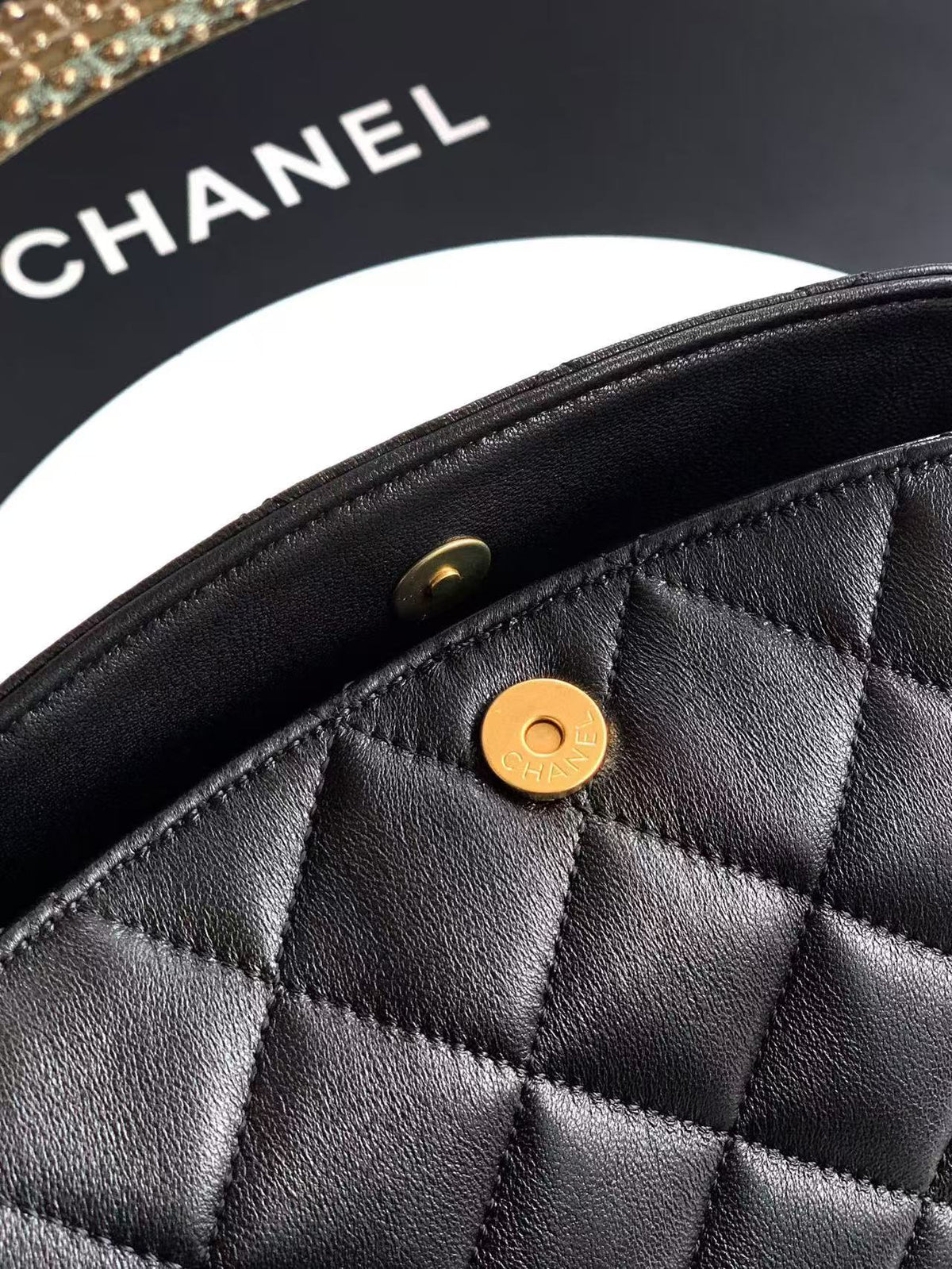 C*C 25 Hobo Mini Handle Bag Black Caviar