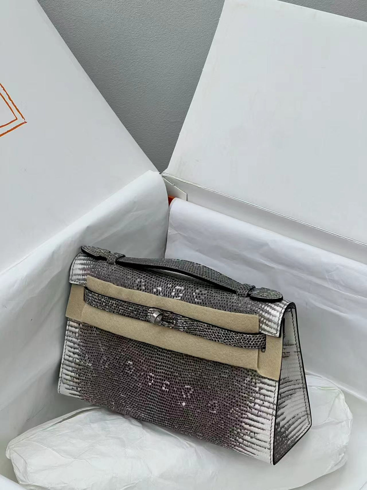 H*M Kelly 22cm Black White Pochette Lizard