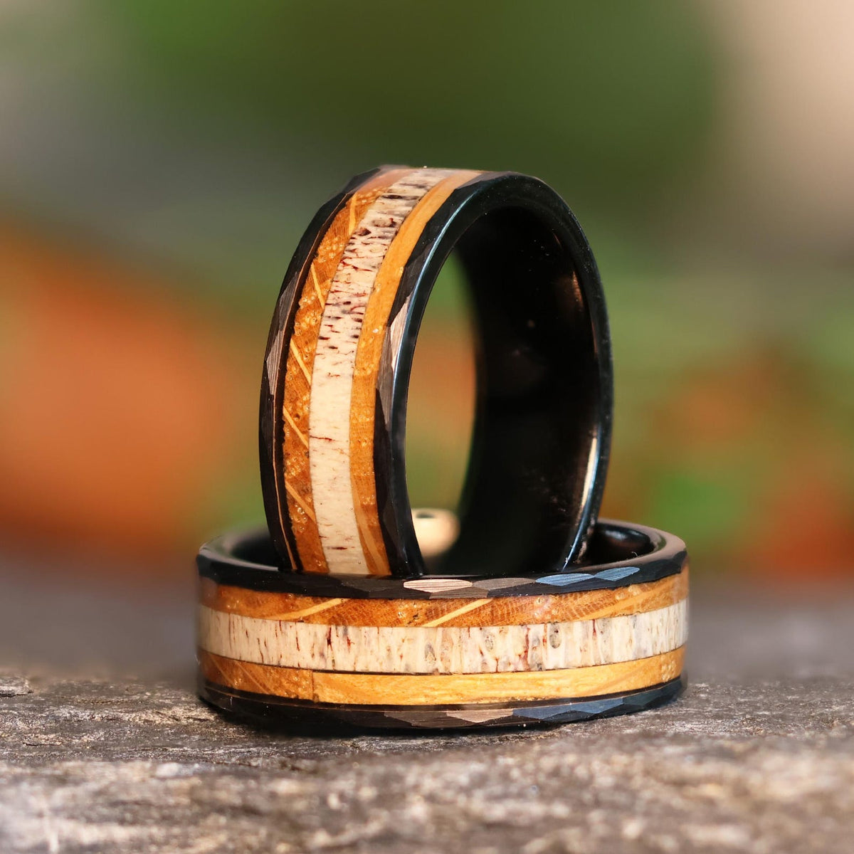 The Hammered Hunter︱Elk & Whiskey Barrel Wood Ring︱Dark Gunmetal Tungsten inlay band