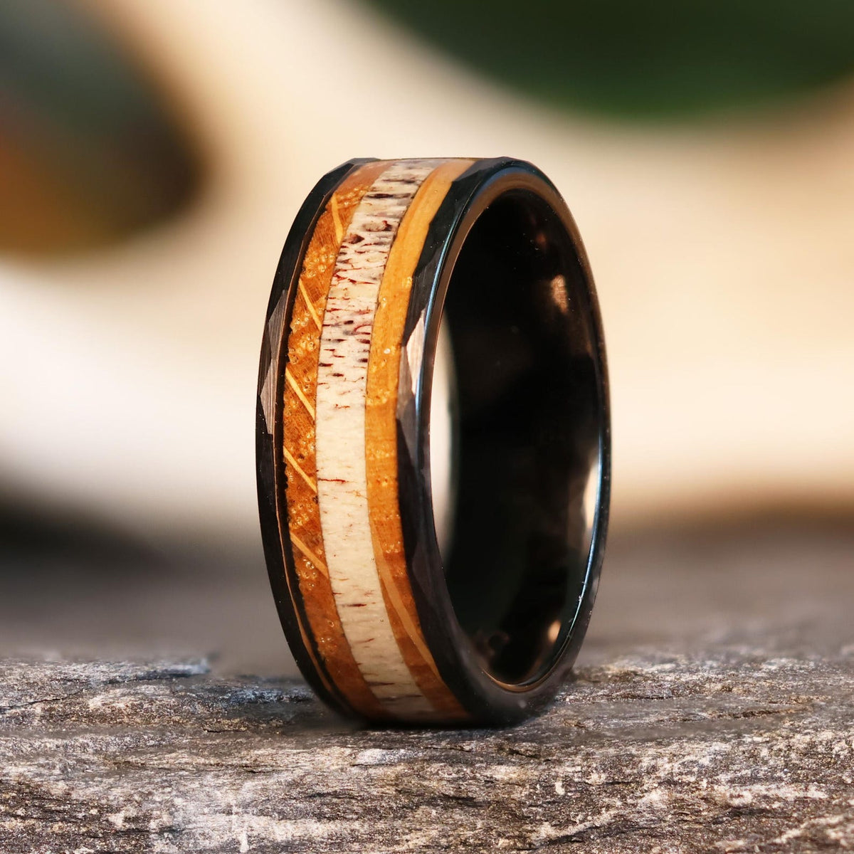 The Hammered Hunter︱Elk & Whiskey Barrel Wood Ring︱Dark Gunmetal Tungsten inlay band