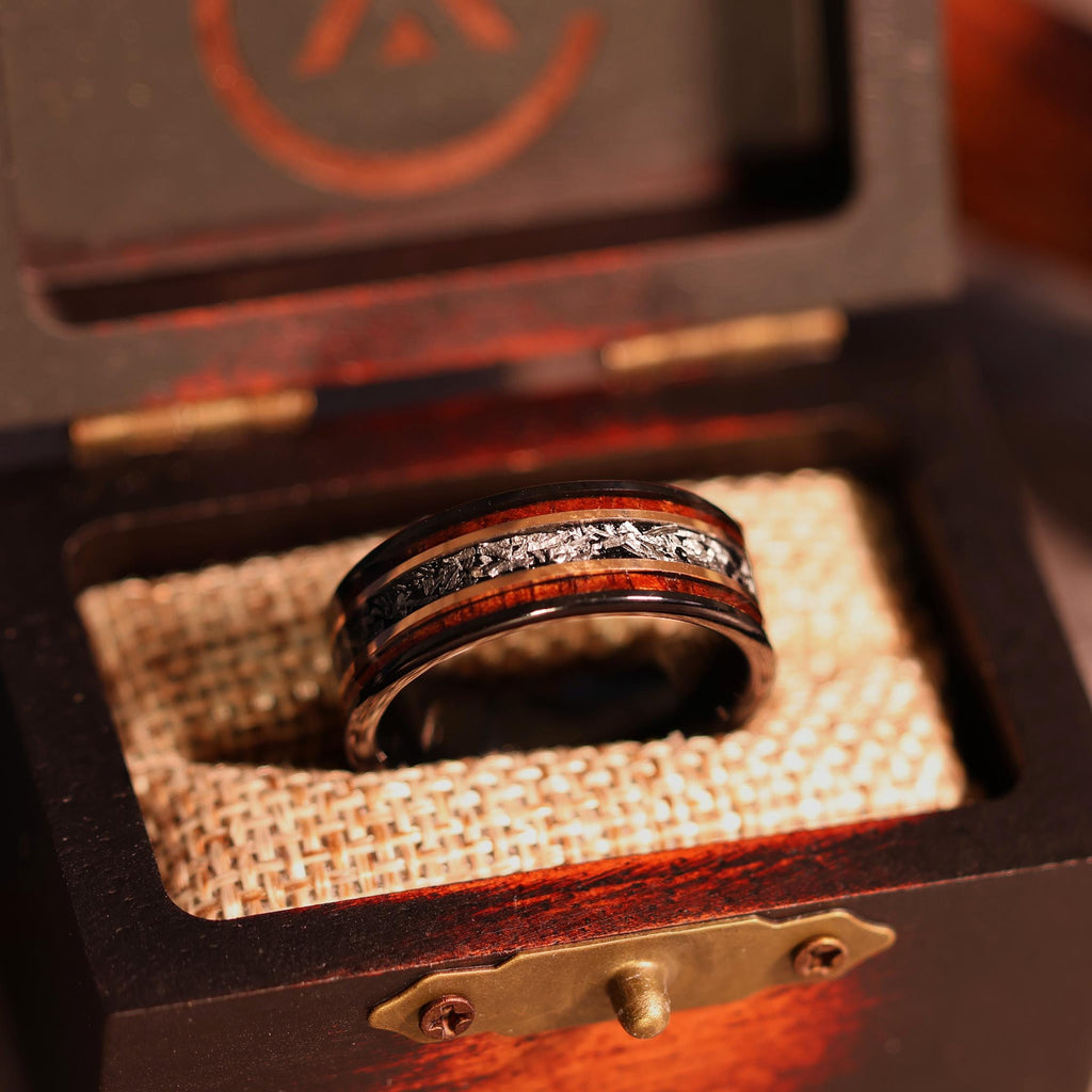 Hawaiian Koa Meteorite Core 8mm Band