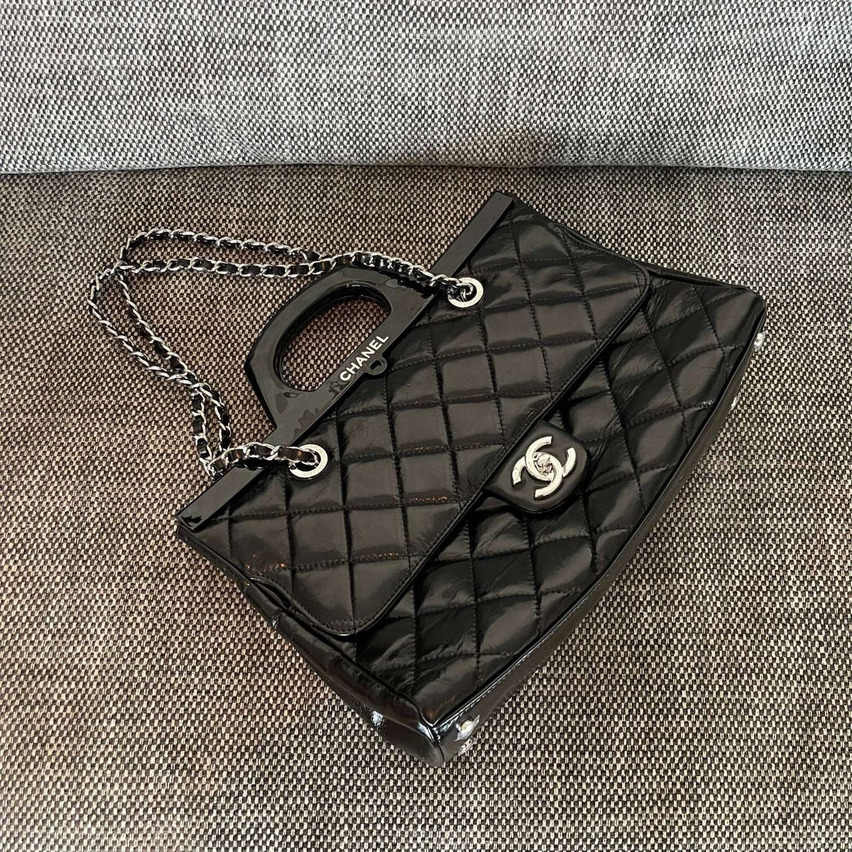 C*C 2026 Delivery Tote Bag 30cm Black Glossy Calfskin