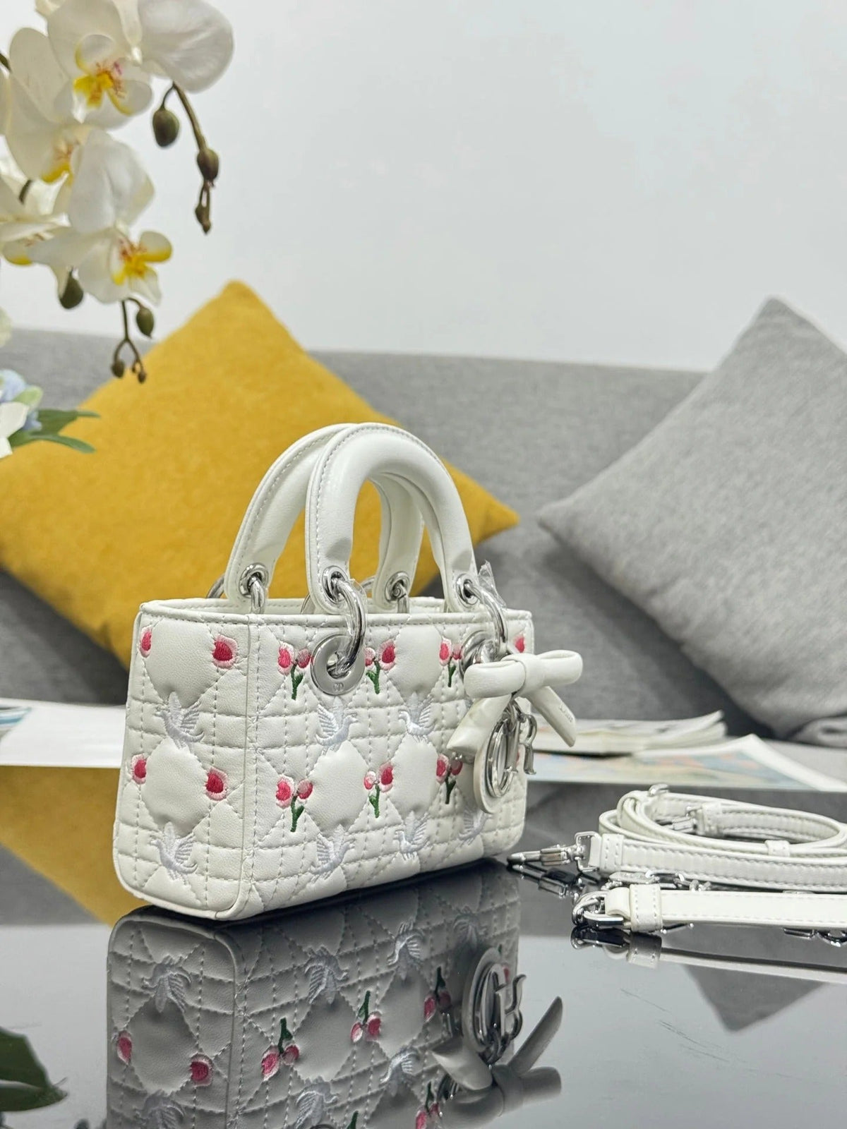 C*D 2026 Lady D-Joy Micro 16cm White Lambskin
