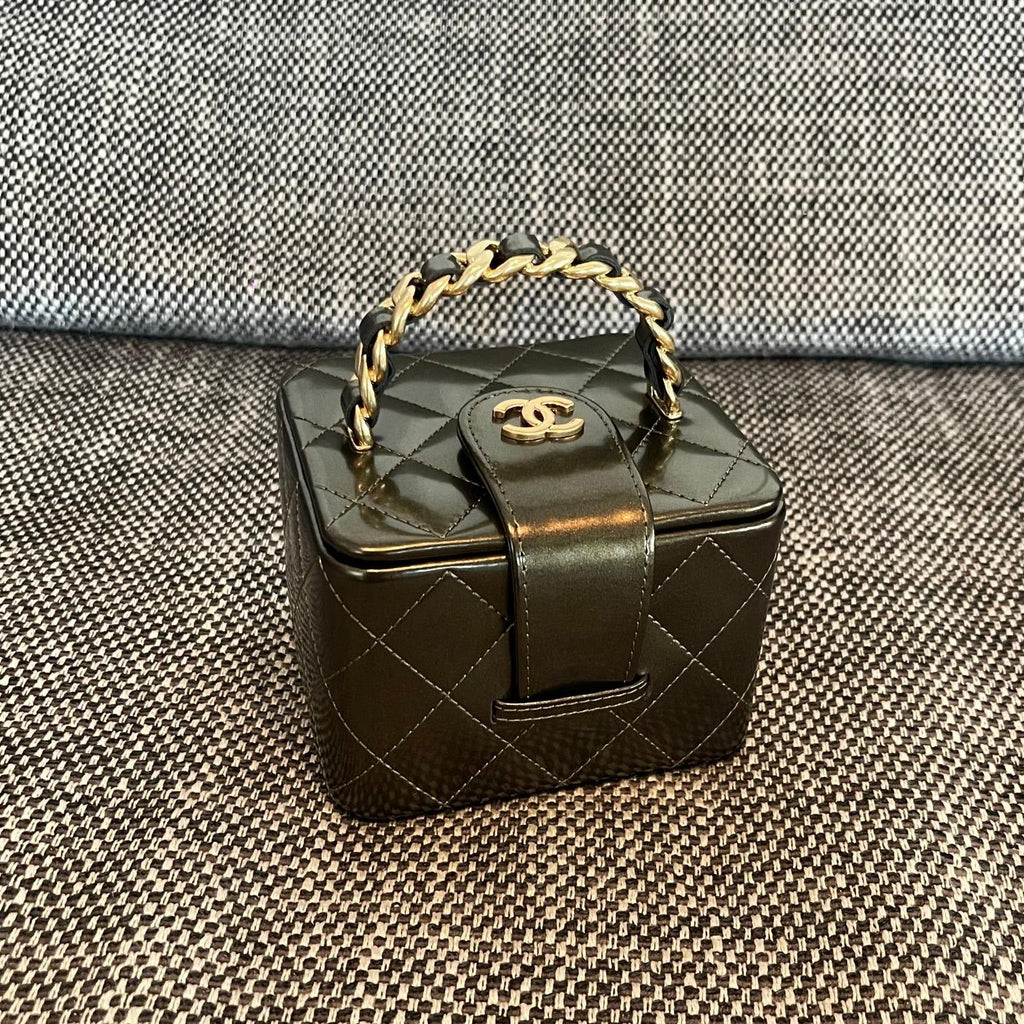 C*C 2026 Vintage Square Vanity Case Patent Calfskin