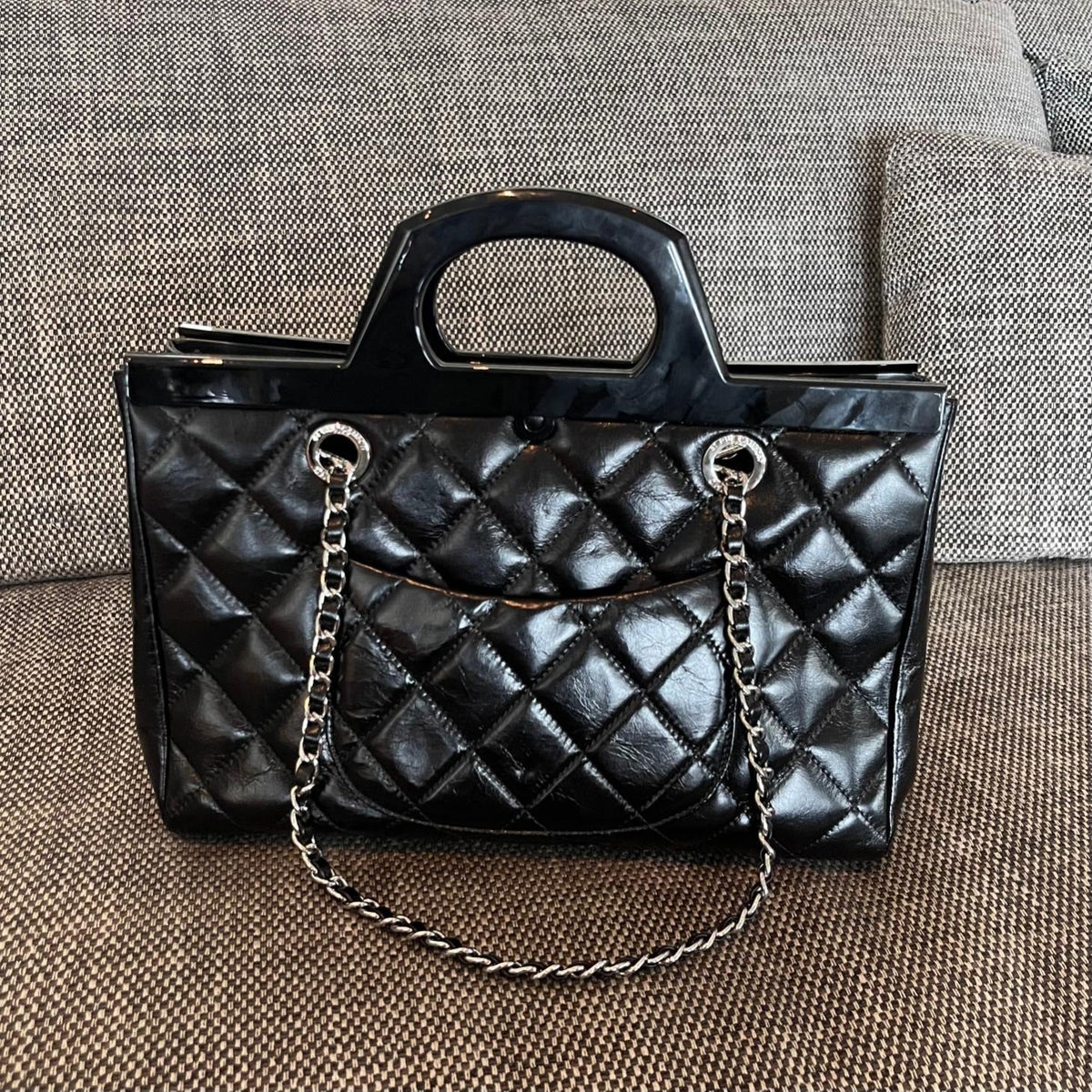 C*C 2026 Delivery Tote Bag 30cm Black Glossy Calfskin