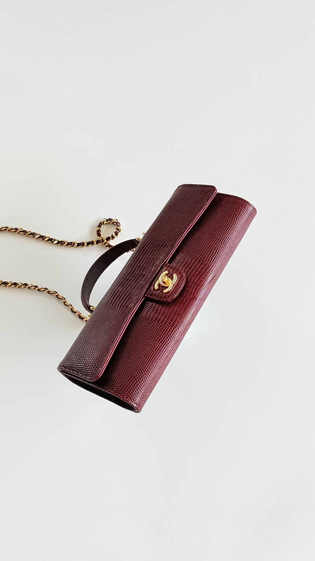 C*C Métiers d’art 2026 Clutch With Chain Dark Burgundy Lizard Embossed Calfskin