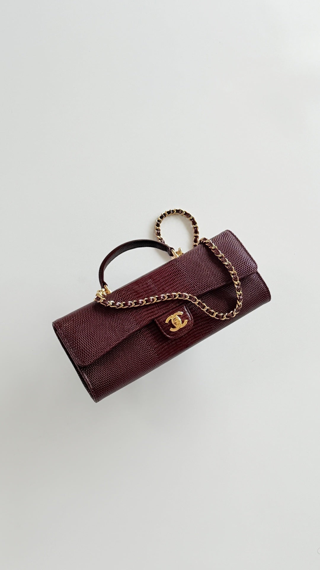 C*C Métiers d’art 2026 Clutch With Chain Dark Burgundy Lizard Embossed Calfskin